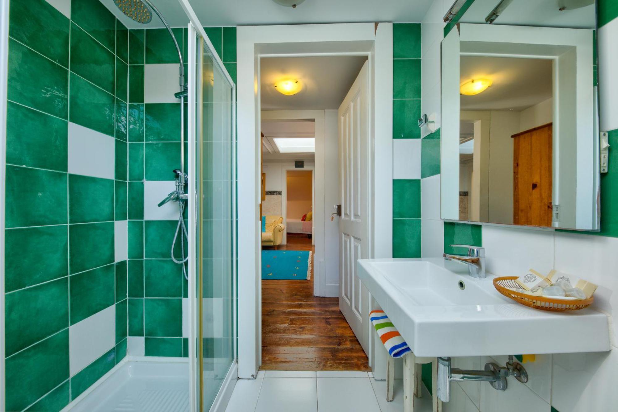 Adore Portugal Coimbra Guest House المظهر الخارجي الصورة