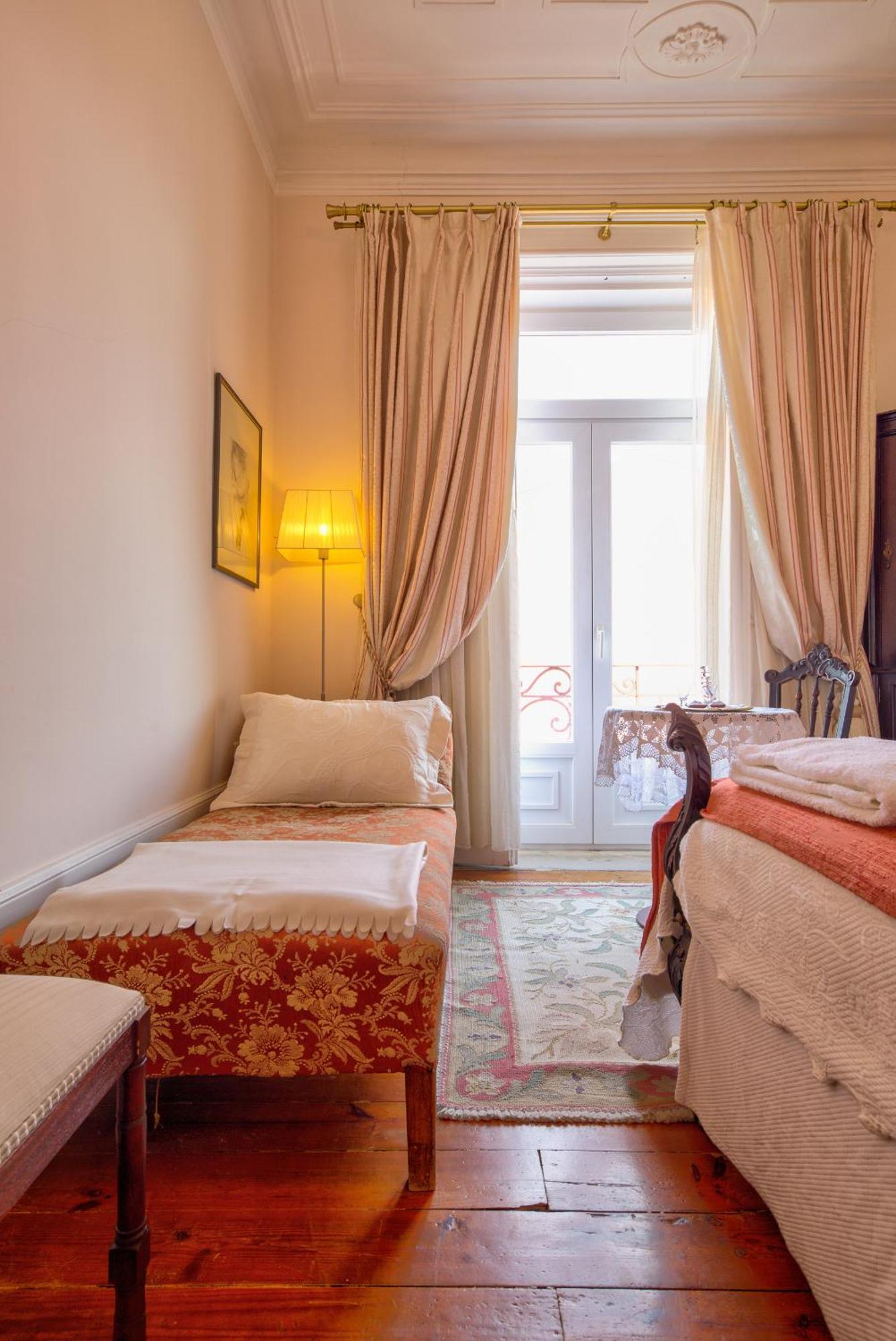 Adore Portugal Coimbra Guest House المظهر الخارجي الصورة